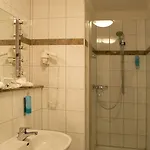 Am Schlosstheater 住宿加早餐酒店 富尔达
