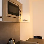 Am Schlosstheater Bed & Breakfast