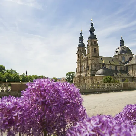 Am Schlosstheater 4*
