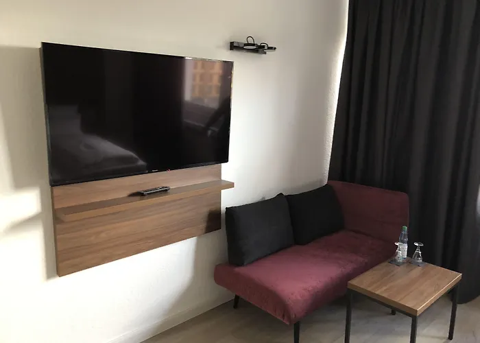 Am Schlosstheater فولدا