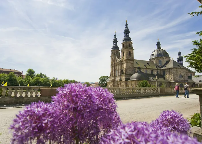 Am Schlosstheater 4*